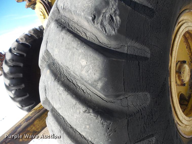 image for item EA9680 Caterpillar 80 scraper