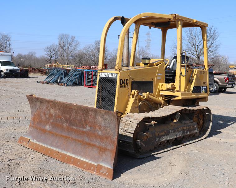 image for item EC9421 1992 Caterpillar D4C Series II dozer