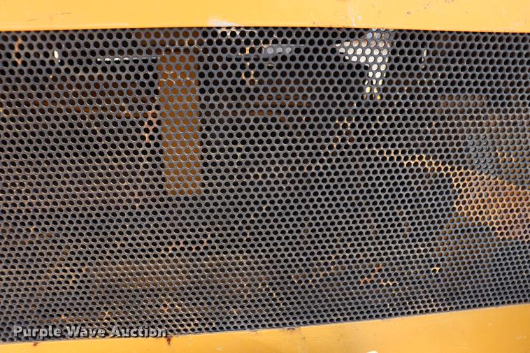 image for item EC9421 1992 Caterpillar D4C Series II dozer