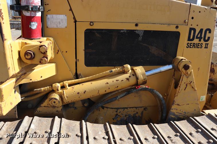 image for item EC9421 1992 Caterpillar D4C Series II dozer