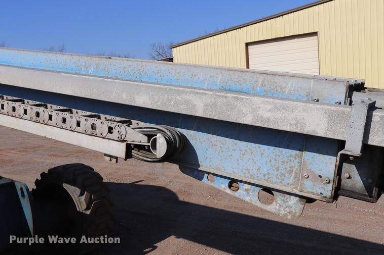 image for item EC9434 2005 Genie S65 boom lift