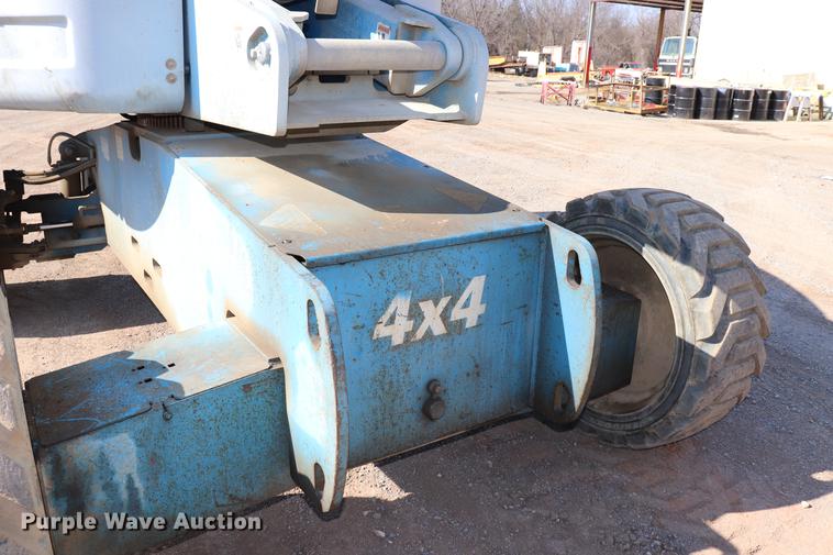 image for item EC9434 2005 Genie S65 boom lift