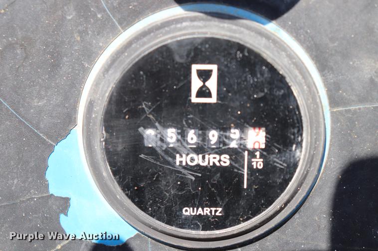 image for item EC9434 2005 Genie S65 boom lift