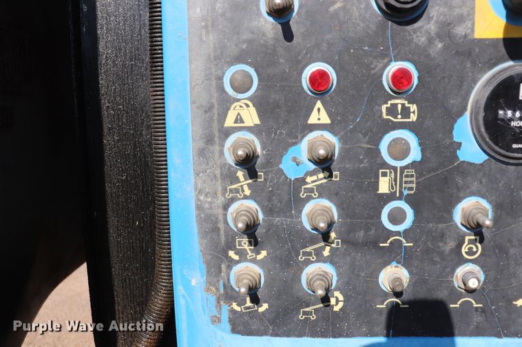 image for item EC9434 2005 Genie S65 boom lift