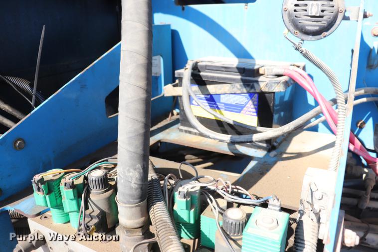 image for item EC9434 2005 Genie S65 boom lift