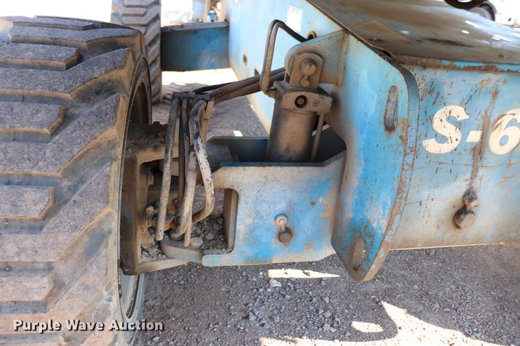 image for item EC9434 2005 Genie S65 boom lift