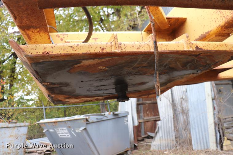 image for item ED9724 1996 Load King 2060 bottom dump trailer