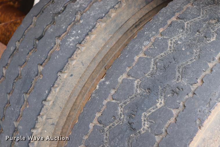 image for item ED9724 1996 Load King 2060 bottom dump trailer