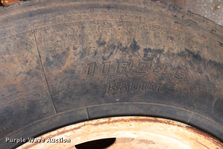 image for item ED9724 1996 Load King 2060 bottom dump trailer