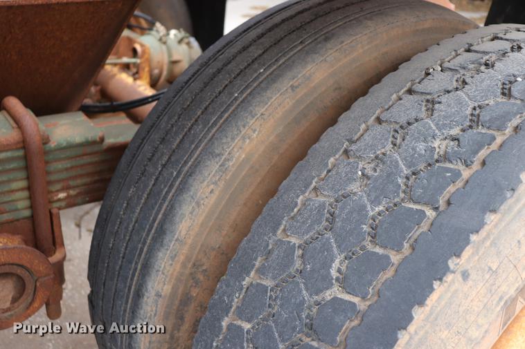 image for item ED9724 1996 Load King 2060 bottom dump trailer