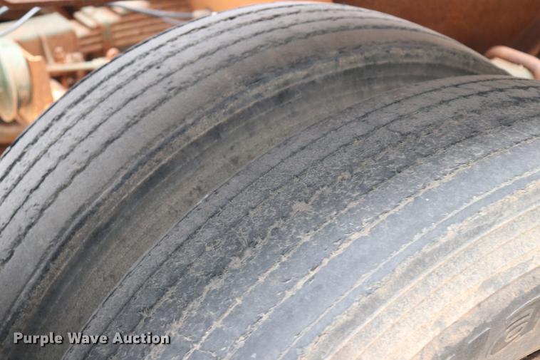 image for item ED9724 1996 Load King 2060 bottom dump trailer