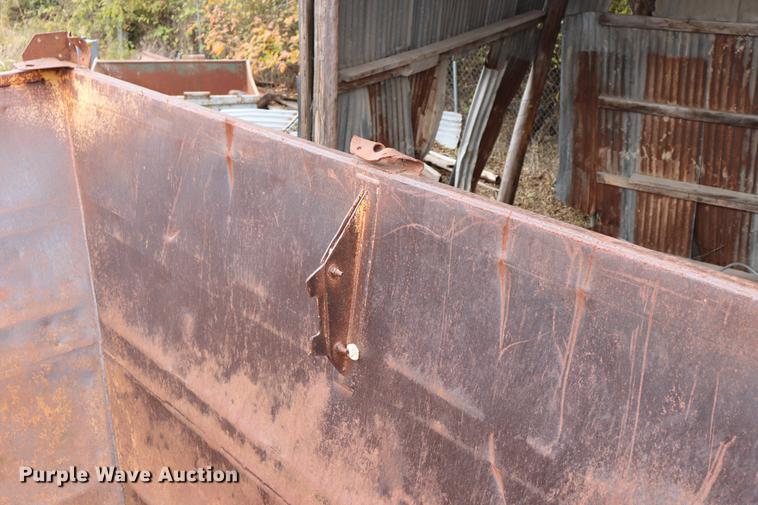 image for item ED9724 1996 Load King 2060 bottom dump trailer