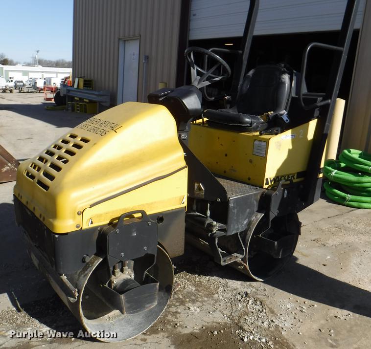 image for item EP9158 Wacker RD11V double drum roller