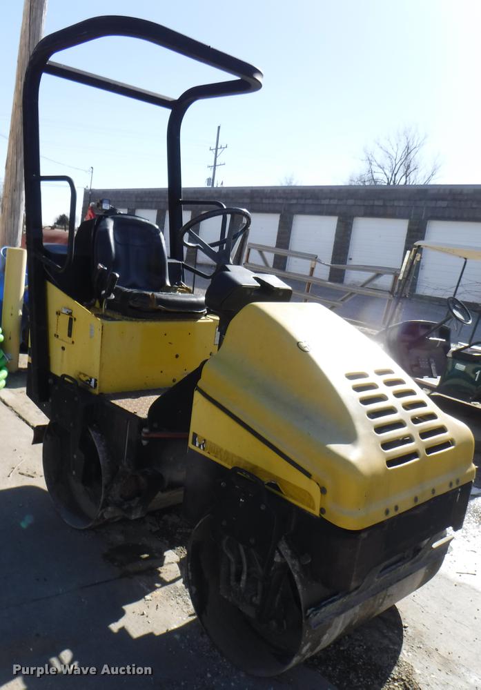 image for item EP9158 Wacker RD11V double drum roller