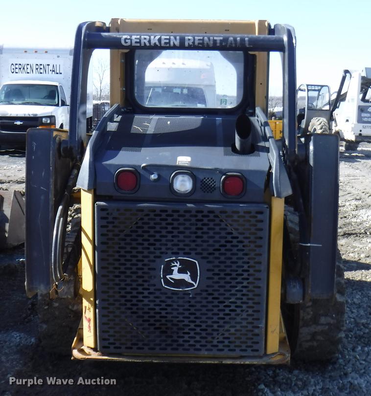 image for item EP9171 2013 John Deere 318D skid steer