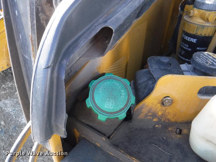 image for item EP9171 2013 John Deere 318D skid steer