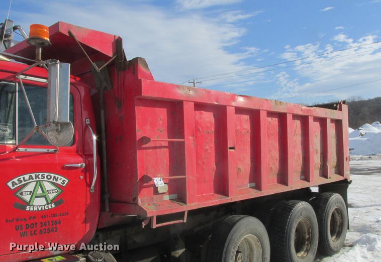 image for item K6059 Henderson HD16 dump bed