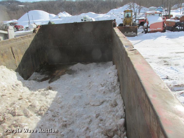 image for item K6059 Henderson HD16 dump bed