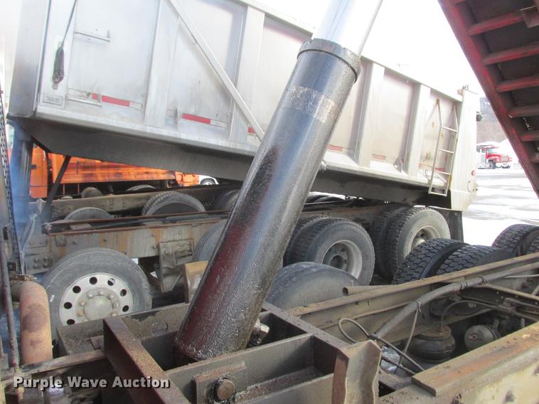 image for item K6059 Henderson HD16 dump bed