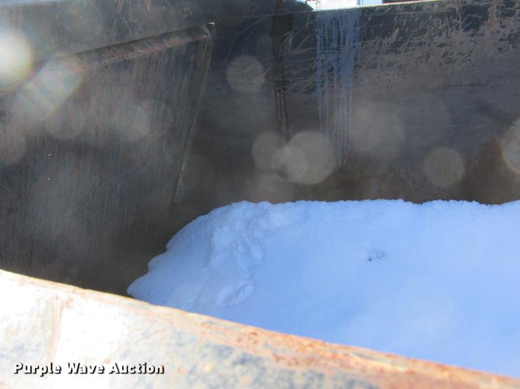 image for item K6060 18.5'L x 8'W dump bed