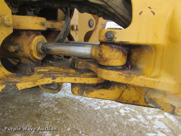 image for item K6062 1999 John Deere 410E backhoe