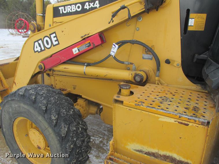 image for item K6062 1999 John Deere 410E backhoe