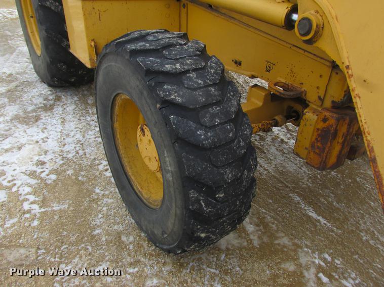 image for item K6062 1999 John Deere 410E backhoe