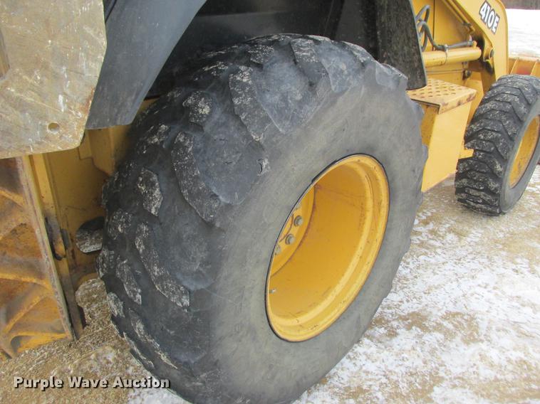 image for item K6062 1999 John Deere 410E backhoe