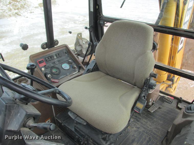 image for item K6062 1999 John Deere 410E backhoe