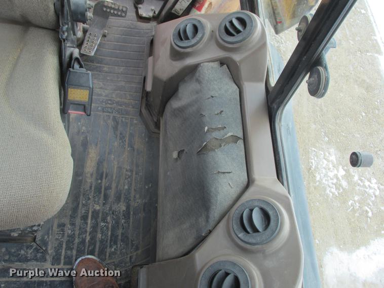 image for item K6062 1999 John Deere 410E backhoe