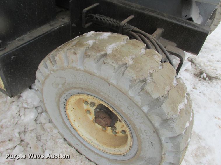 image for item K6065 Mec 3068ES scissor lift