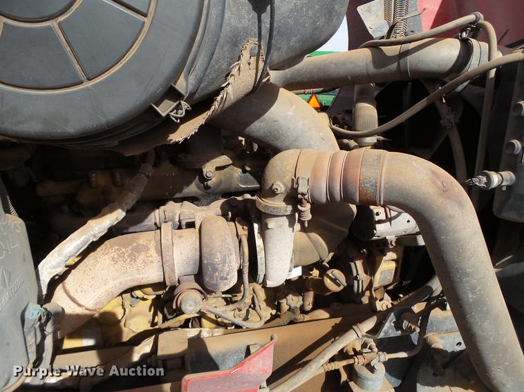 image for item BJ9783 2004 International 9400i semi truck