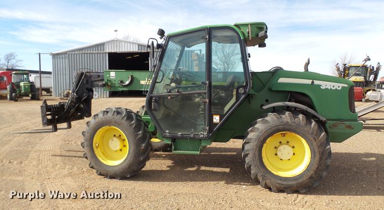 image for item BJ9784 2001 John Deere 3400 telehandler