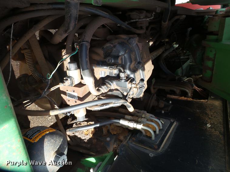 image for item BJ9784 2001 John Deere 3400 telehandler