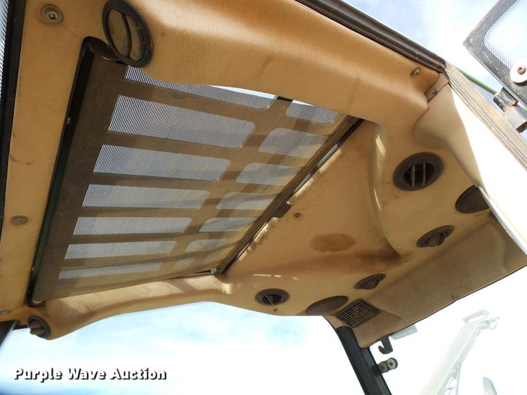 image for item BJ9784 2001 John Deere 3400 telehandler