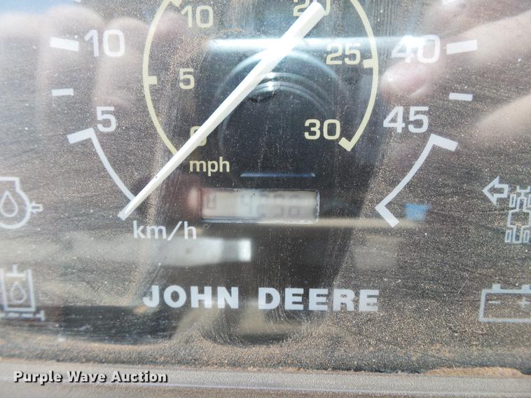 image for item BJ9784 2001 John Deere 3400 telehandler