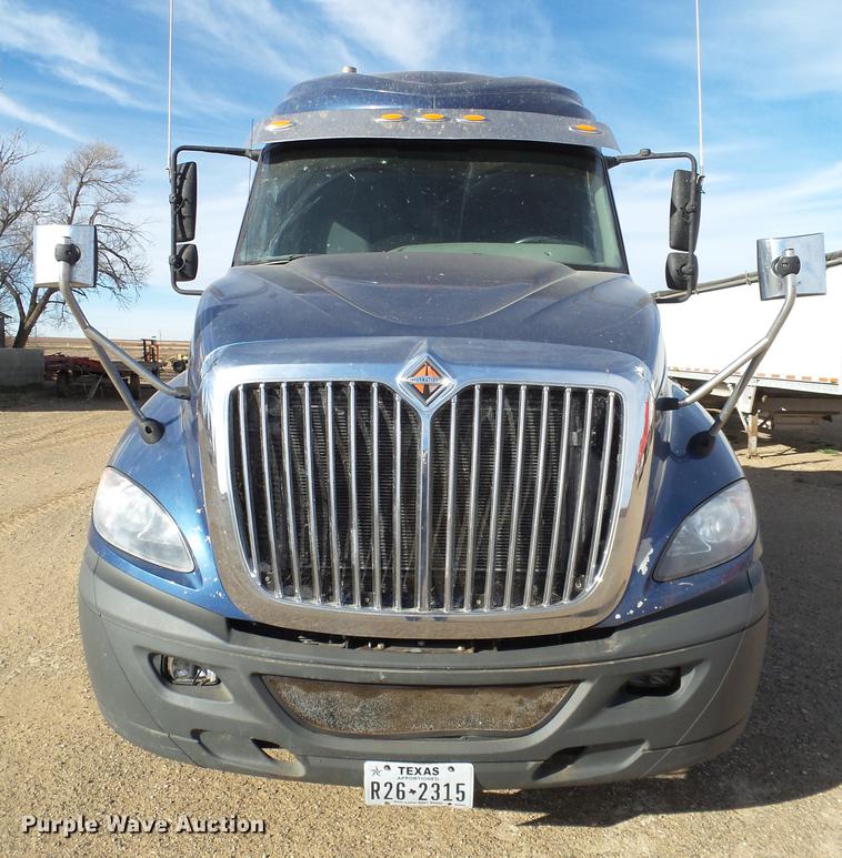 image for item BJ9787 2014 International ProStar semi truck