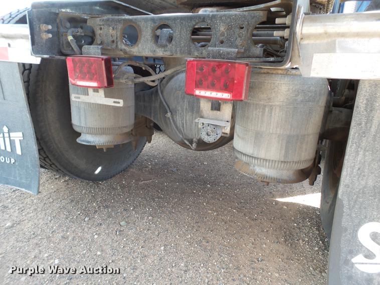 image for item BJ9787 2014 International ProStar semi truck