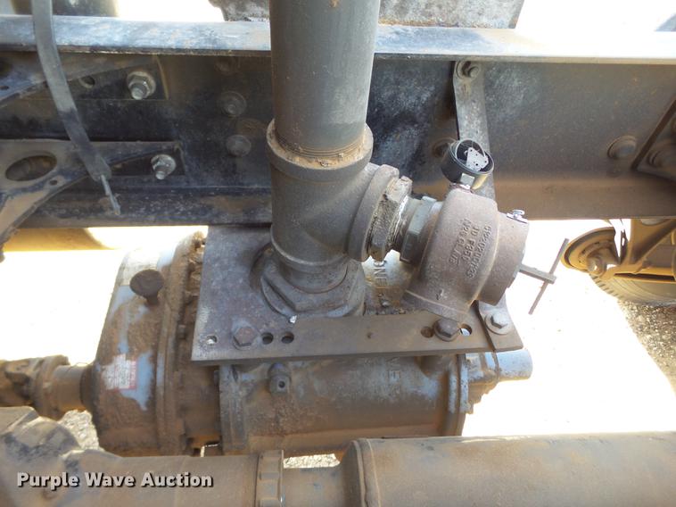 image for item BJ9787 2014 International ProStar semi truck