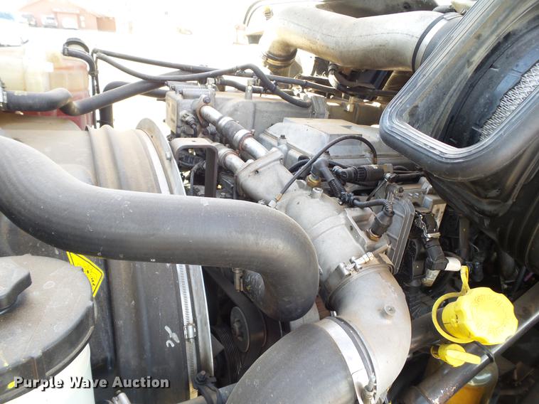 image for item BJ9787 2014 International ProStar semi truck