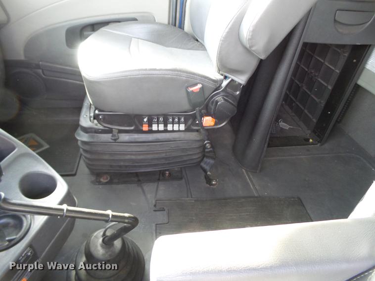 image for item BJ9787 2014 International ProStar semi truck