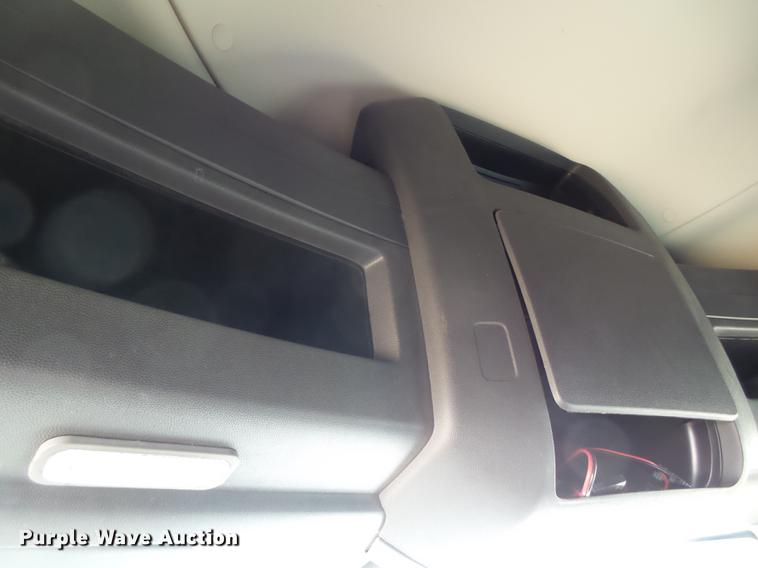 image for item BJ9787 2014 International ProStar semi truck