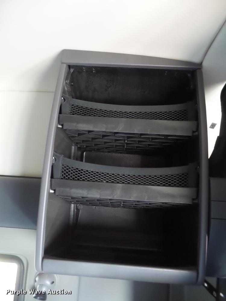 image for item BJ9787 2014 International ProStar semi truck