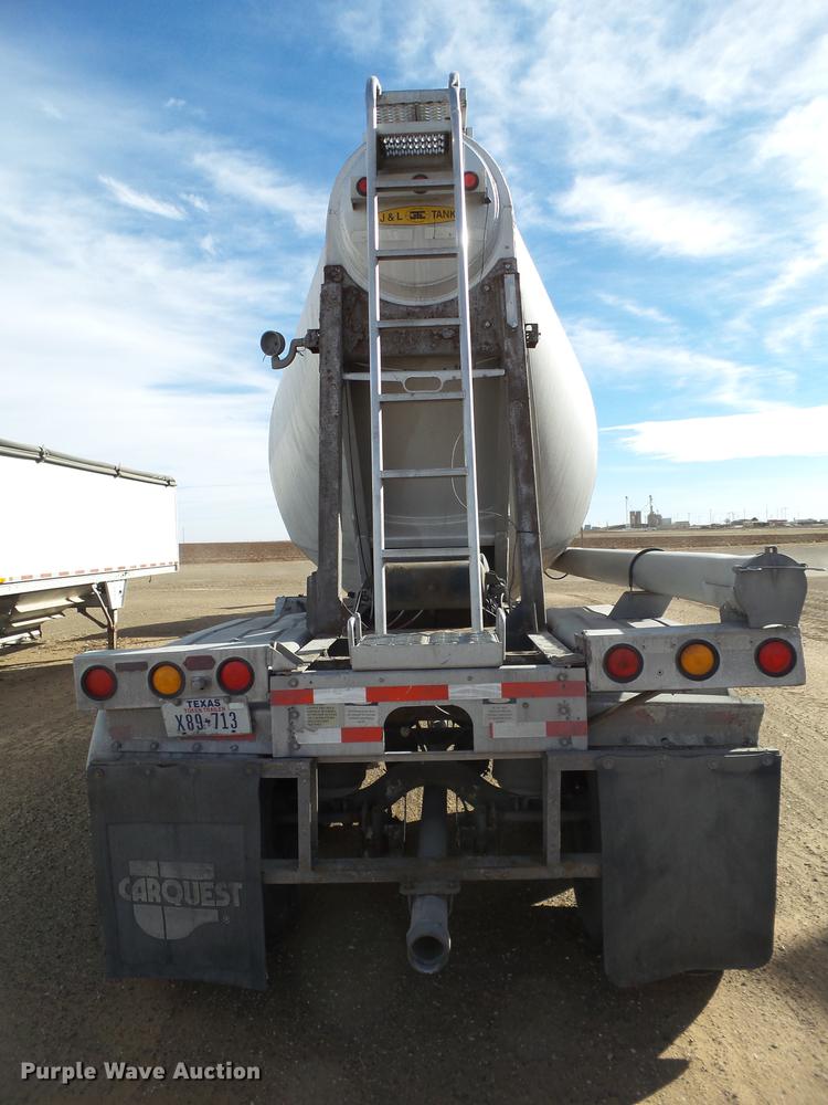 image for item BJ9788 2000 Heil pneumatic dry bulk tank trailer