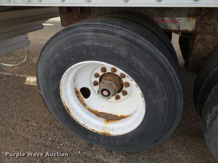 image for item BJ9789 1996 Wilson DWH-400 double hopper bottom grain trailer