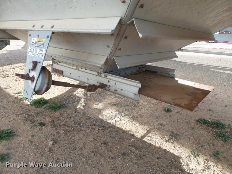 image for item BJ9789 1996 Wilson DWH-400 double hopper bottom grain trailer