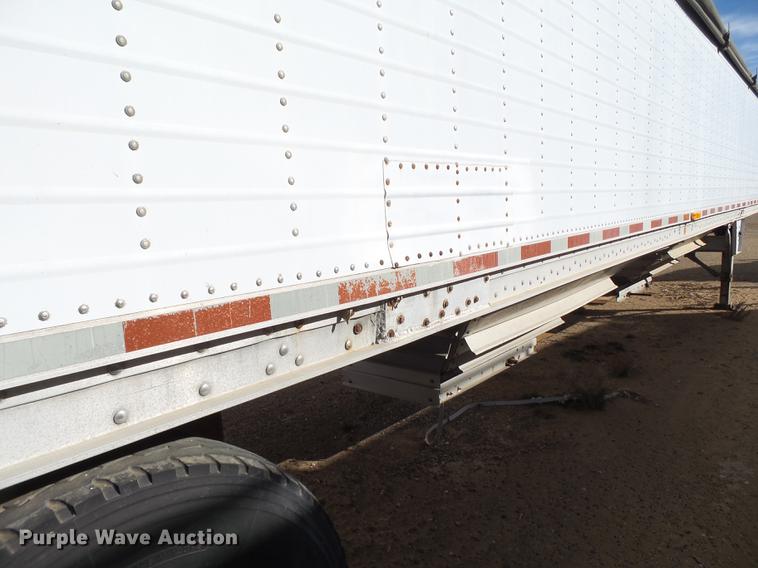 image for item BJ9789 1996 Wilson DWH-400 double hopper bottom grain trailer