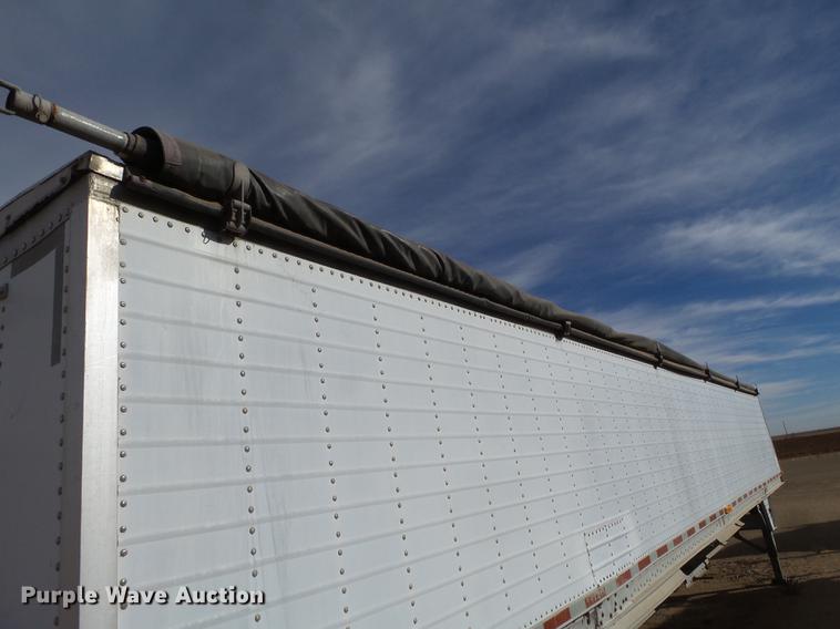 image for item BJ9789 1996 Wilson DWH-400 double hopper bottom grain trailer