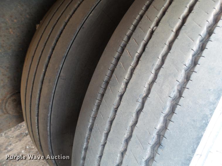 image for item BJ9790 1997 Wilkins 0K2LA22PC0SD walking floor trailer