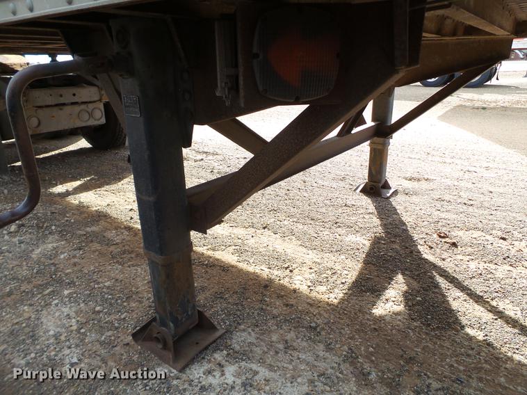 image for item BJ9790 1997 Wilkins 0K2LA22PC0SD walking floor trailer